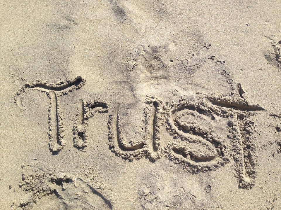 Trust: cos’è e a cosa serve? Quali sono le procedure da seguire e i costi?