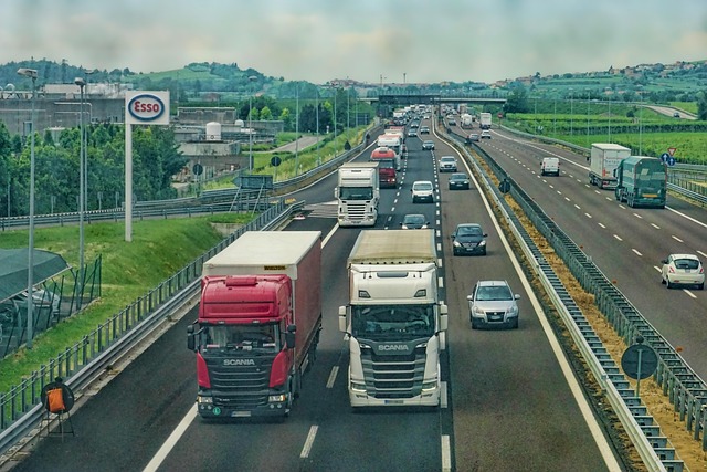 Cosa sono i veicoli isotermici e perché sono indispensabili per alcuni tipi di trasporto